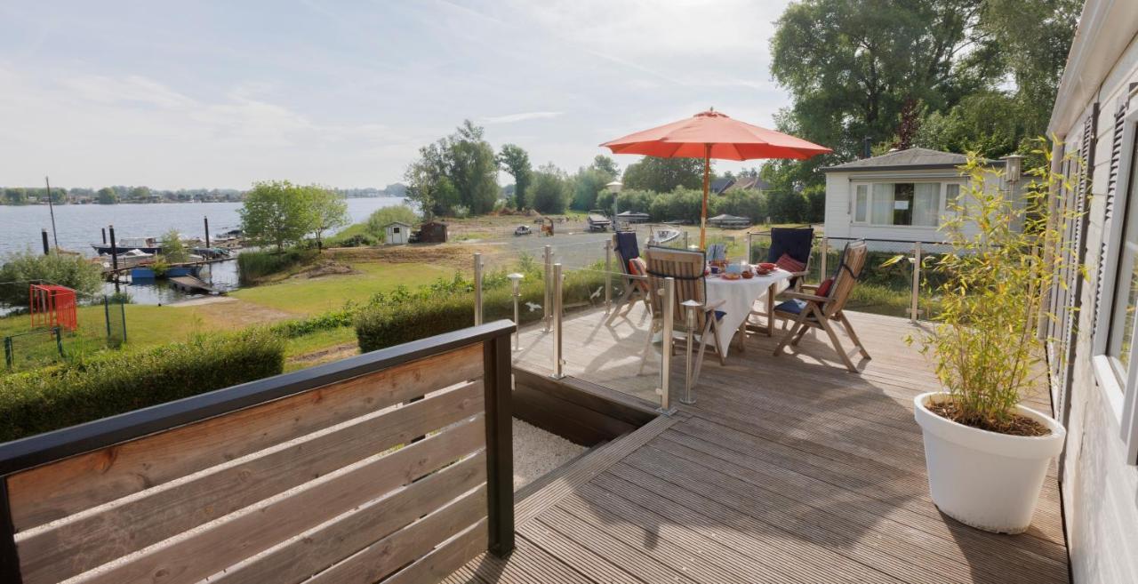 Villa Mooi Huisje Aan De Maas à Op-Op-Andel Extérieur photo